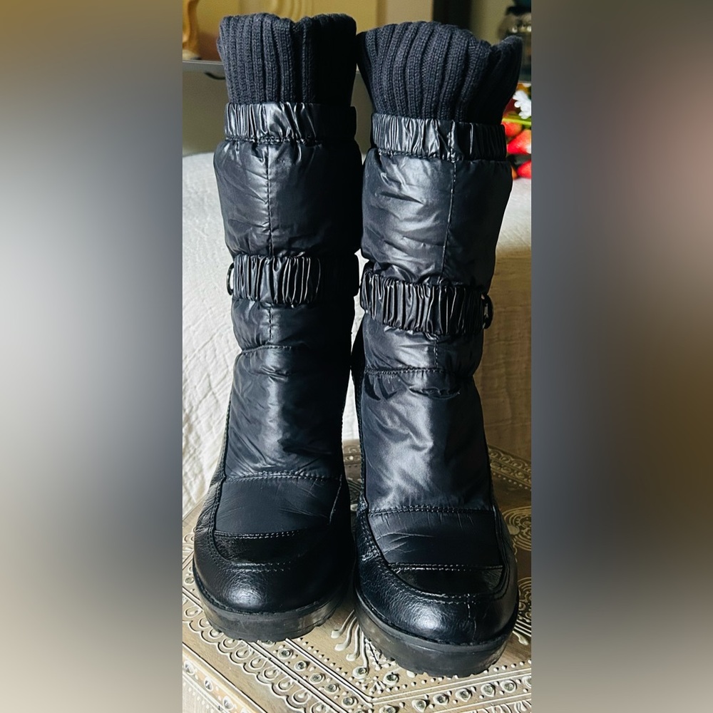 Report Black Quilted Winter Boots - Picture 2 of 4